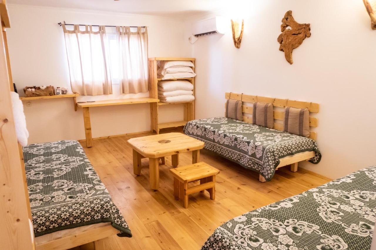 Kfar Hanokdim - Glamping & Camping Arad Kültér fotó